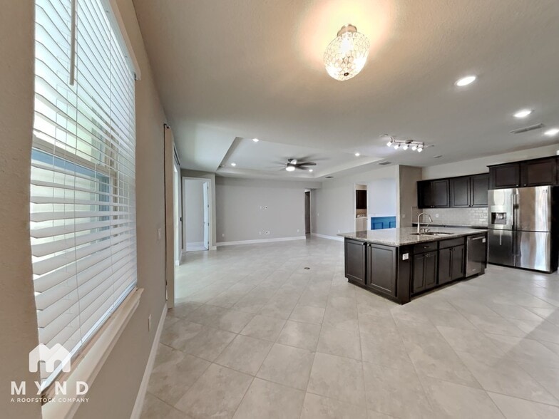 Building Photo - 10705 Green Harvest Dr.