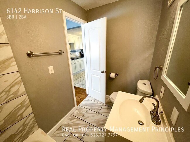 Building Photo - 6142 Harrison St