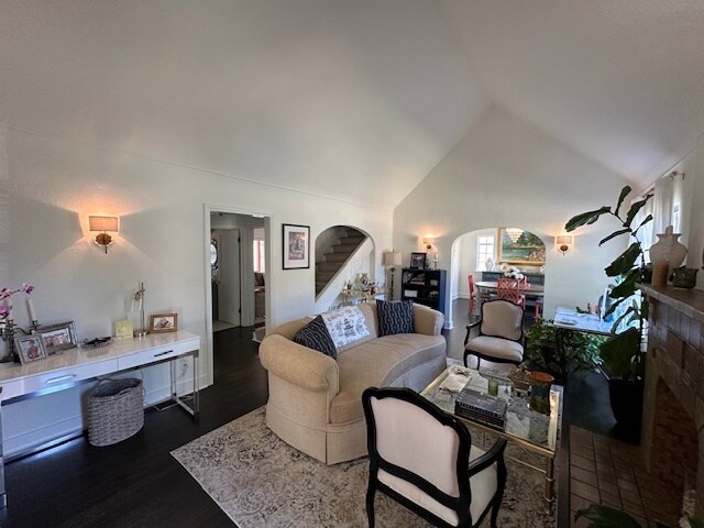 Building Photo - 212 Edgemere Ct