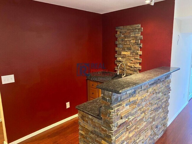 Building Photo - 8408 Blackgum St