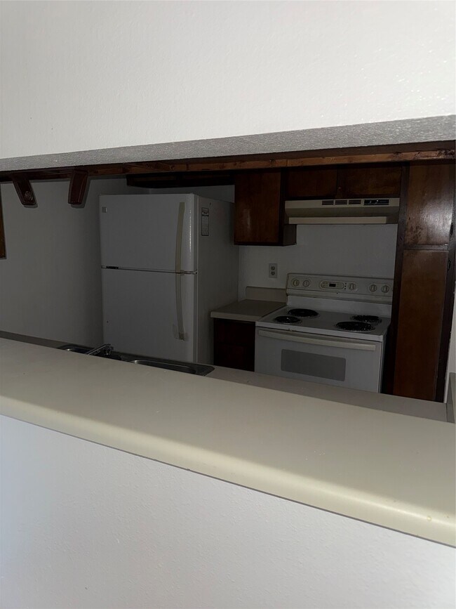 Building Photo - 8519 Hearth Dr