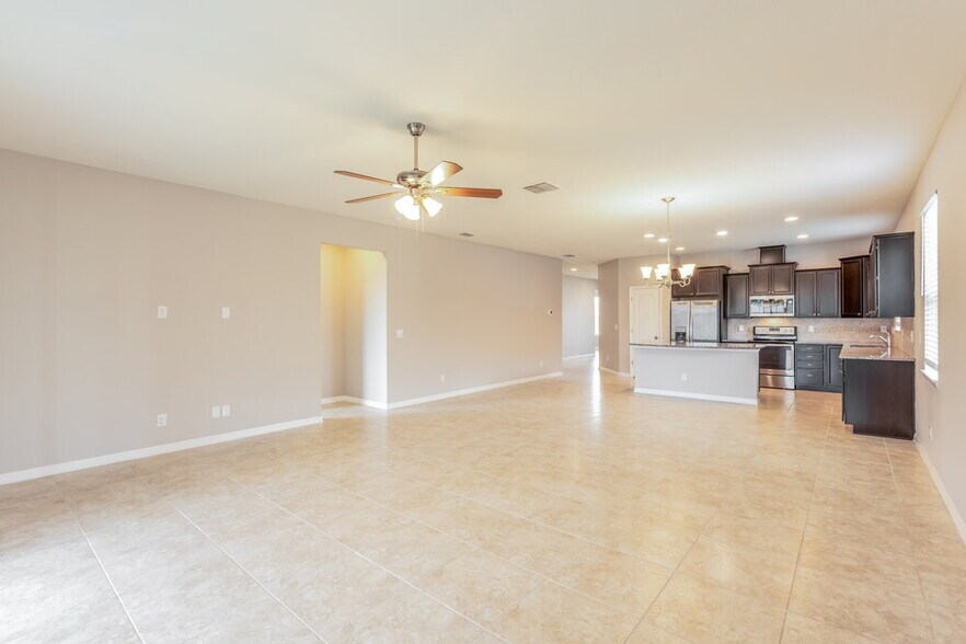 Building Photo - 1629 Cabbage Key Dr