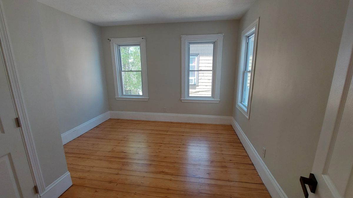 Building Photo - 9 Woodville Park