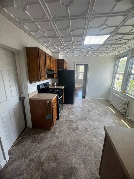 Building Photo - 208 Saint Marys Ave