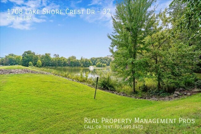 Building Photo - 1708 Lake Shore Crest Dr
