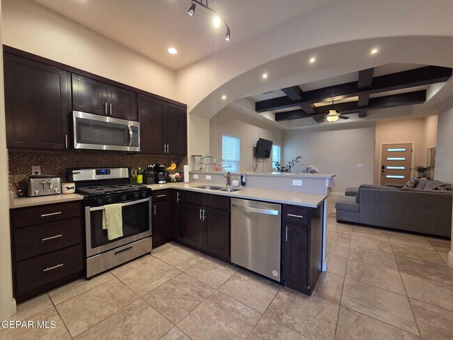 Building Photo - 13187 Wesleyan
