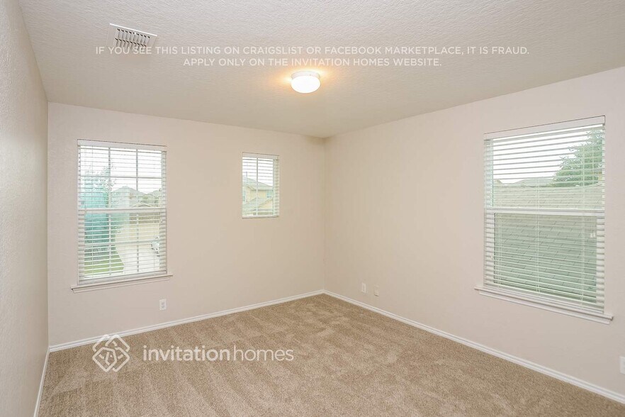 Building Photo - 15121 Cinnamon Teal