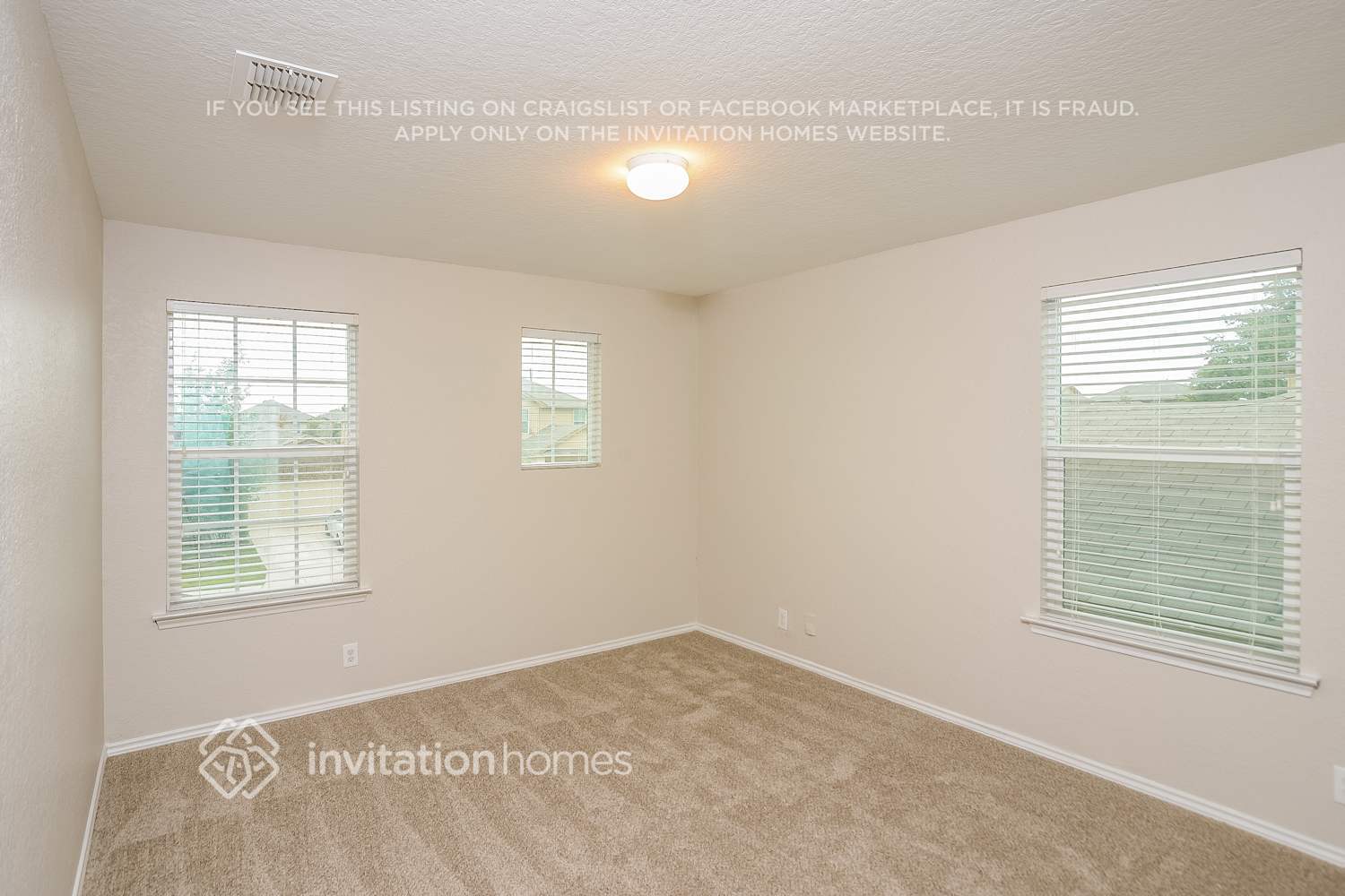 Building Photo - 15121 Cinnamon Teal