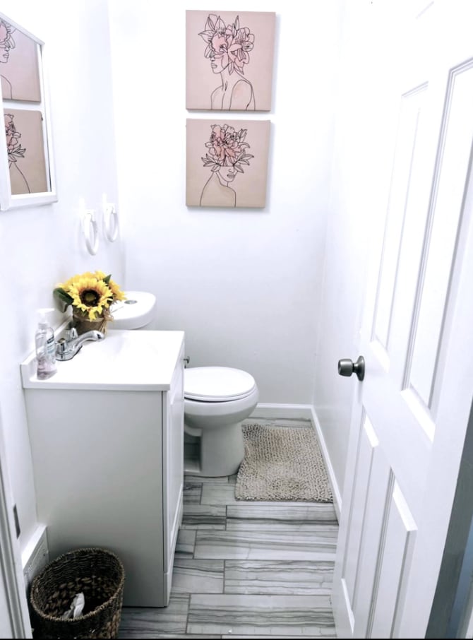 Building Photo - 19506 Manor St