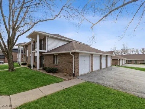 Building Photo - 1120 49th St