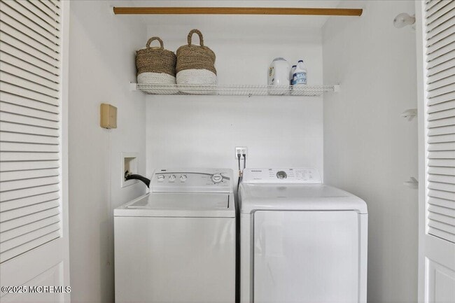 Building Photo - 7 Lucia Ct