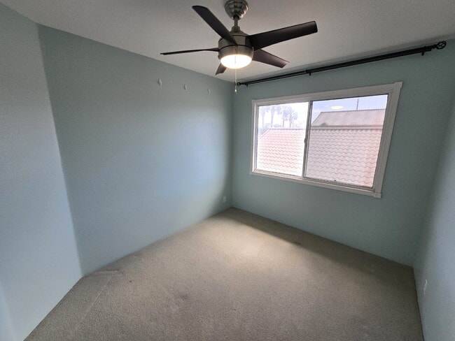 Building Photo - Upgraded 4BR,3BA Home in Ewa Gentry Summerhill with Solar PV