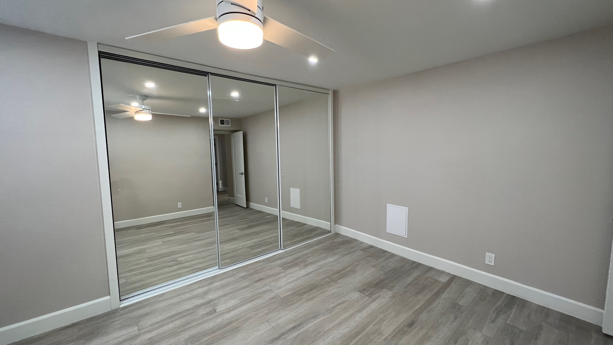 Building Photo - 4500 Whitsett Ave