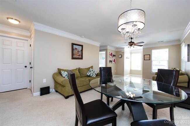 Building Photo - 1537 Tyger Brook Ln