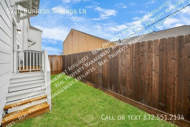Building Photo - 5210 Burress Springs Ln