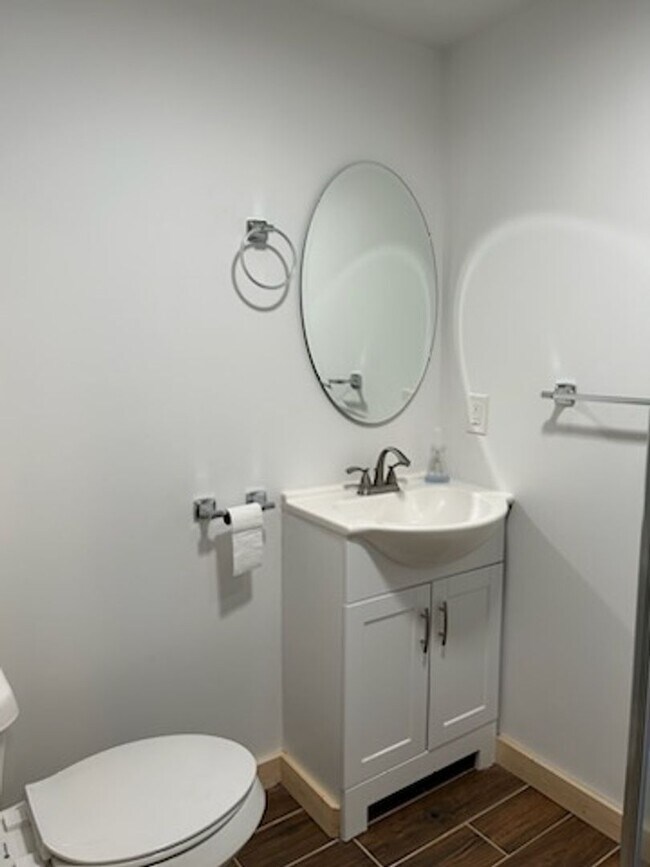 Building Photo - Blu Dot Farm 3