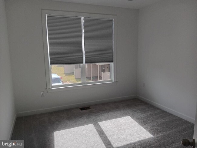 Building Photo - 4951 Longmire Wy