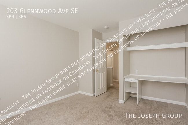 Building Photo - 203 Glennwood Ave SE