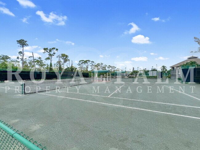 Building Photo - Renovated 3BR Home in The Forest — Seasonal Charm & Holiday Savings – Apply by 12/15 for One Mont...