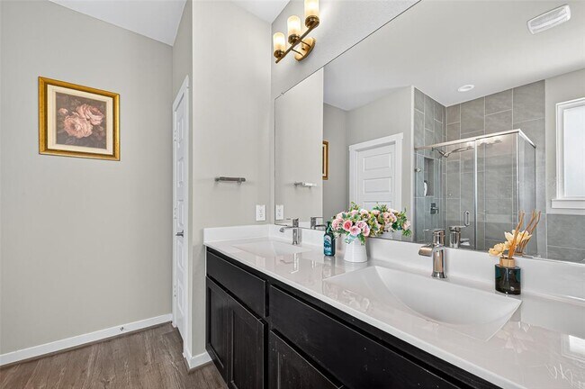 Building Photo - 3806 Favor Frst Ct