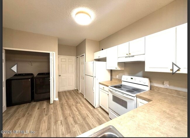 Building Photo - 7850 Melvin Rd