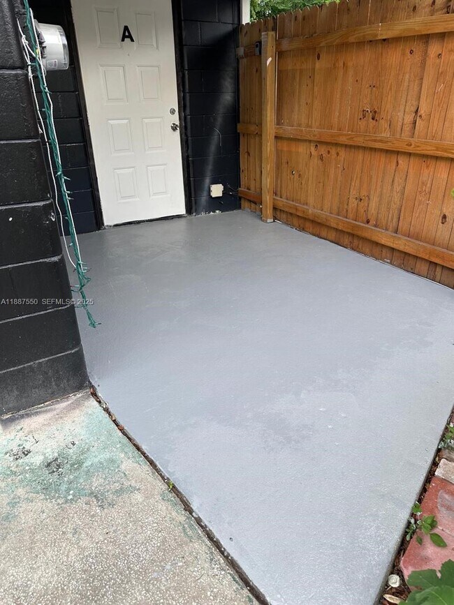 Building Photo - 3407 N Avenida Republica de Cuba