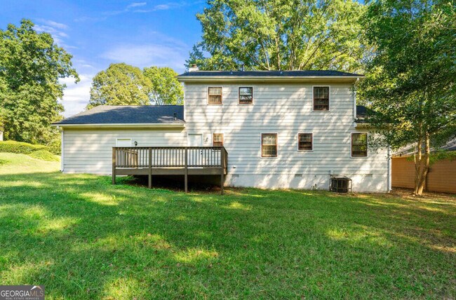 Building Photo - 1432 Fieldgreen Overlook