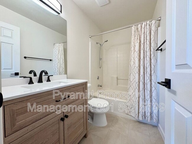 Building Photo - 4521 Bella Verde Ct