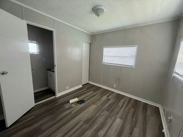Building Photo - 312 49th Ave W
