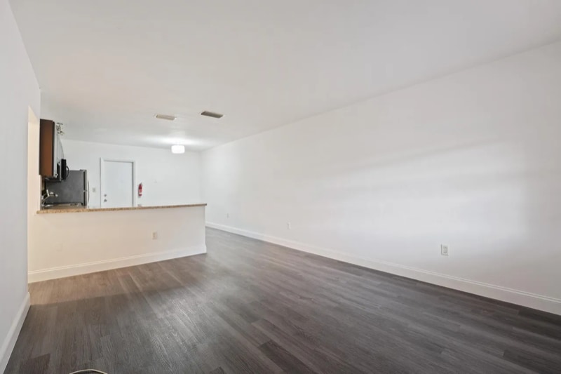 Building Photo - 6144 SW 30th St