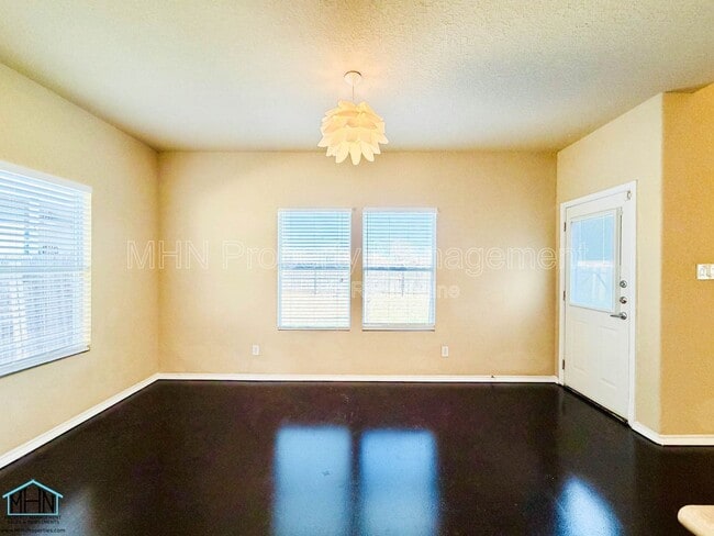 Building Photo - 5630 Sendero Spring