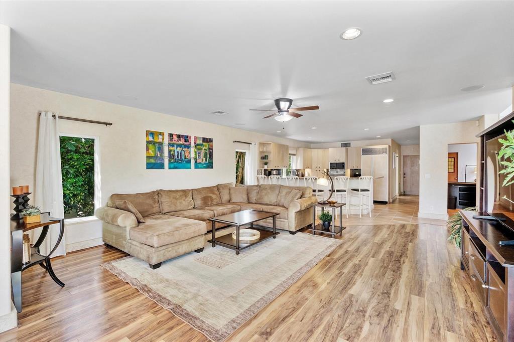 Building Photo - 2484 SE 12th St