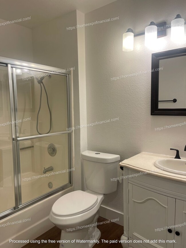 Building Photo - Nice Home For Rent