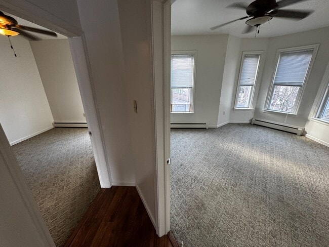 Building Photo - 337 E 2nd St