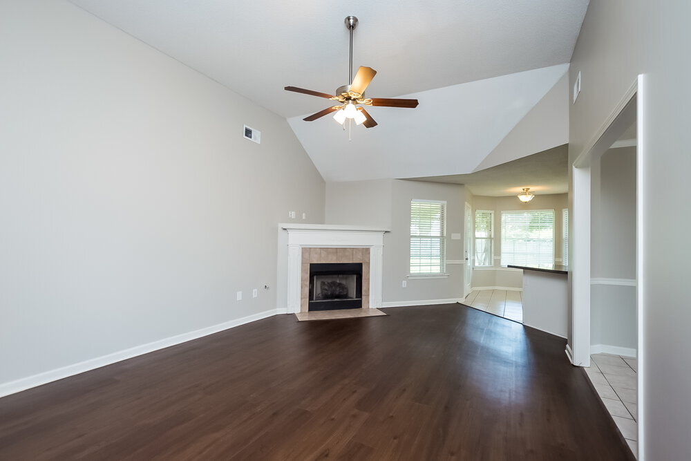 Building Photo - 5726 Sparrow Run