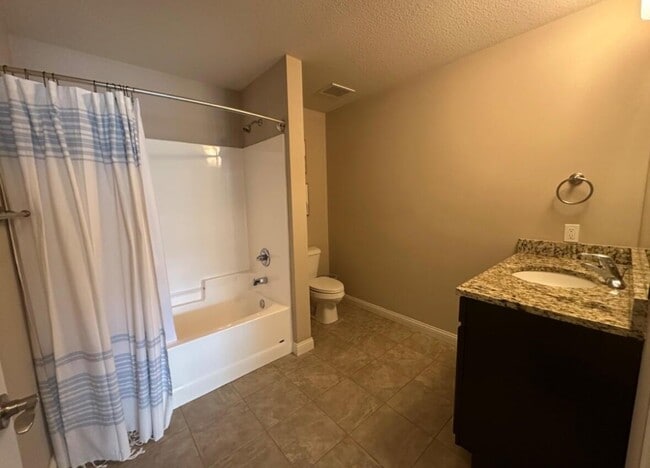 Building Photo - 2212 Chapel Hill Rd