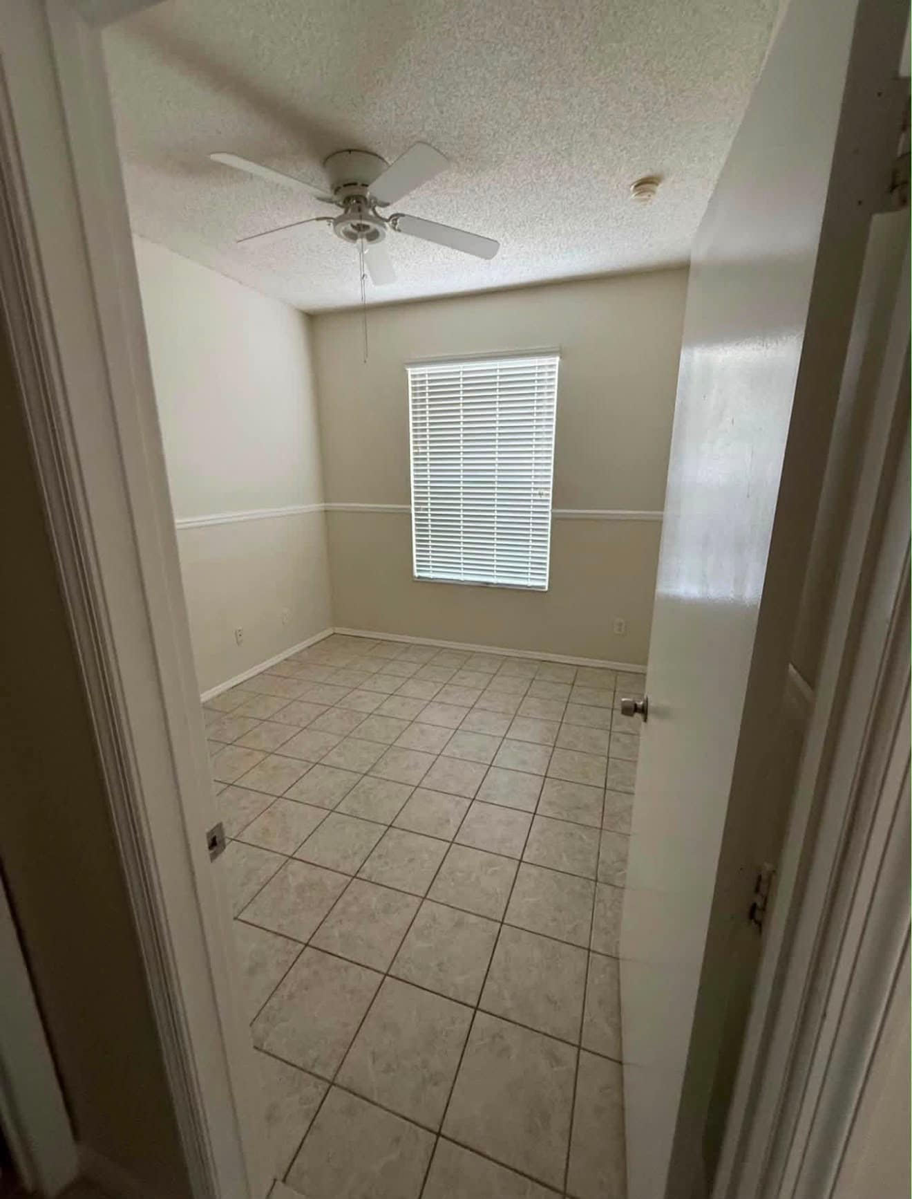 Building Photo - 13294 Summerton Dr