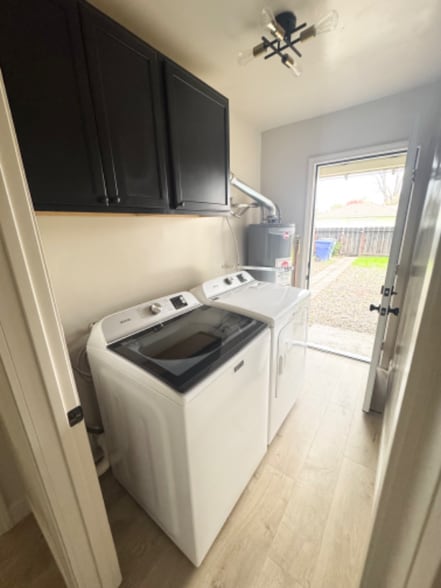 Building Photo - 708 Burke Ave