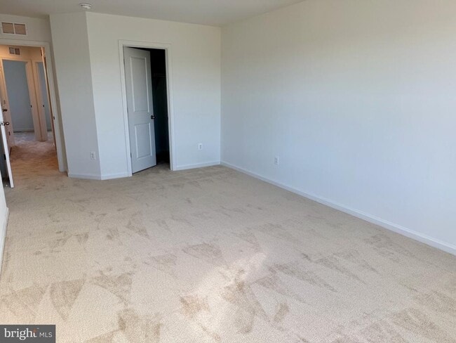 Building Photo - 79 Abigail St