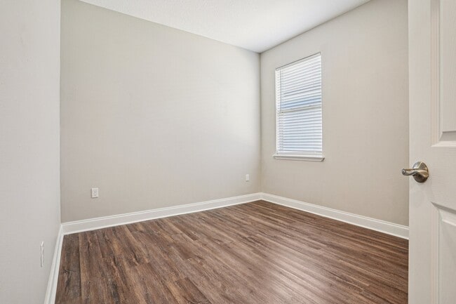 Floorplan - Eleven Oaks