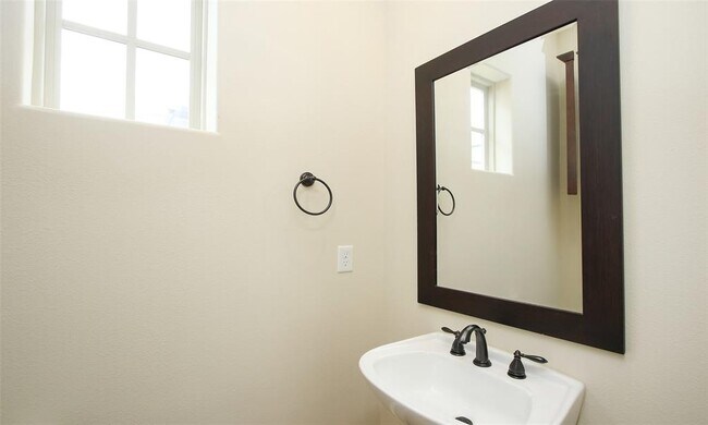 Building Photo - 2707 Cohn Garden Ln