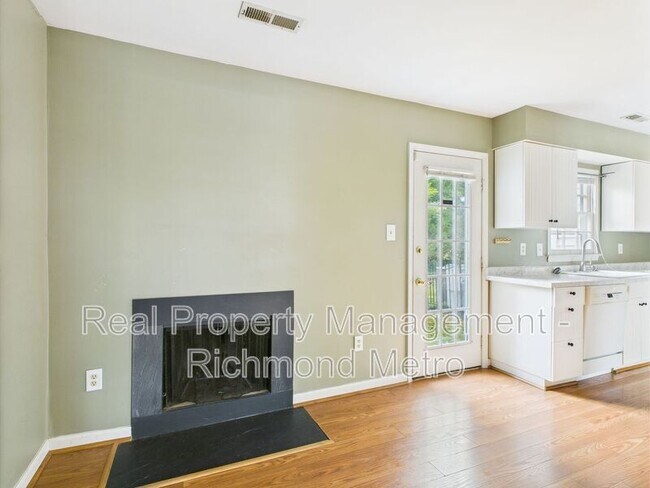 Building Photo - 1507 Skirmish Run Dr