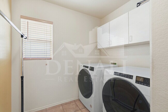 Building Photo - 11319 W Madisen Ellise Dr