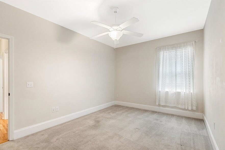 Building Photo - 3026 Adiron Way