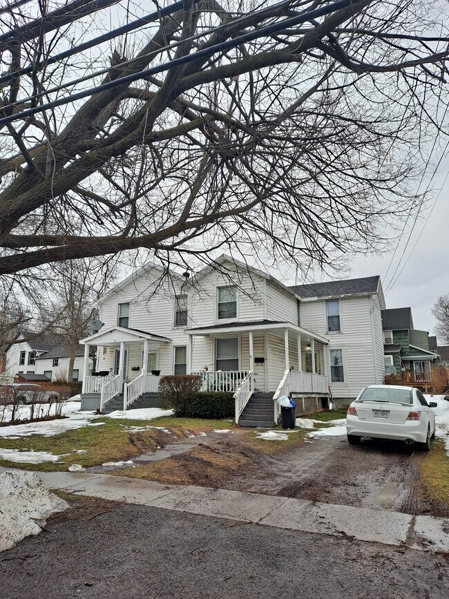 137 Jackson St 137 Jackson St Batavia NY 14020 Apartment Finder