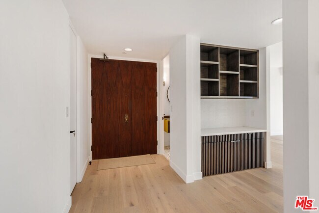 Building Photo - 515 Ocean Ave