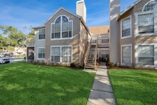 Building Photo - 682 Youngstown Pky