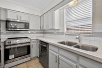 Building Photo - 1221 Cedar Post Ln