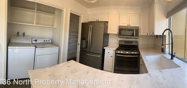 Building Photo - 3 br, 2 bath House - 19320 Creekside Cir
