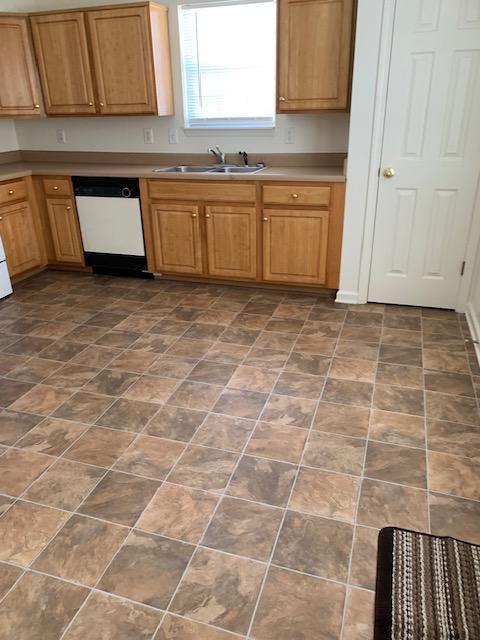 Building Photo - 1705 Monument Ln